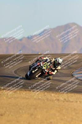 media/Dec-16-2023-CVMA (Sat) [[bb38a358a2]]/Race 13 Amateur Supersport Middleweight/